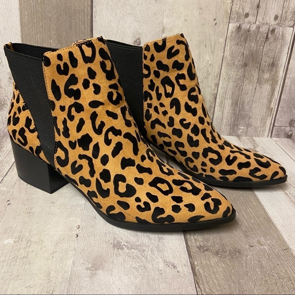 NWB Chinese Laundry Leopard Finn Booties Size 7.5 - Picture 9 of 12
